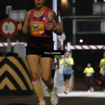 Runner Photo 7087354