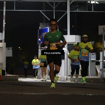 Runner Photo 7087356