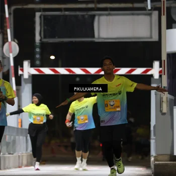Runner Photo 7087363