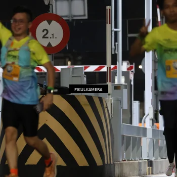 Runner Photo 7087374