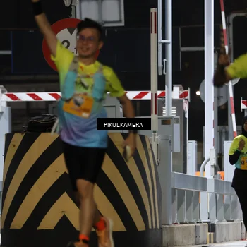 Runner Photo 7087375