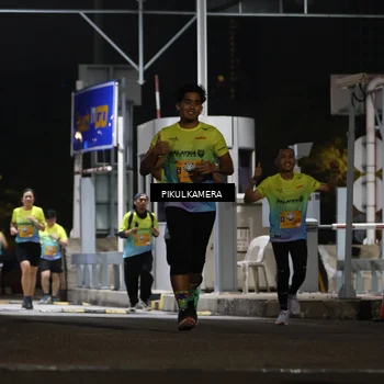 Runner Photo 7087387
