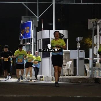 Runner Photo 7087401