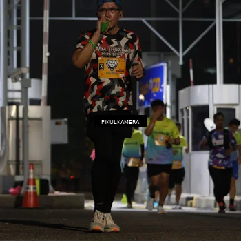 Runner Photo 7087442