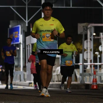 Runner Photo 7087454