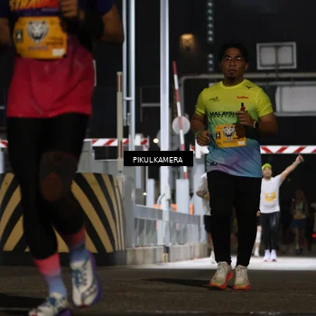 Runner Photo 7087476