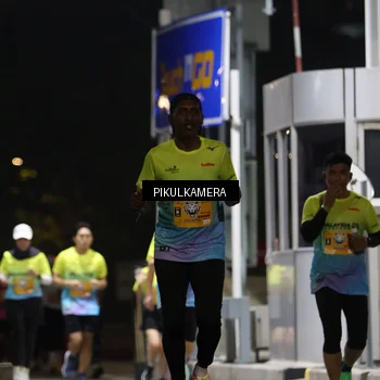 Runner Photo 7087502