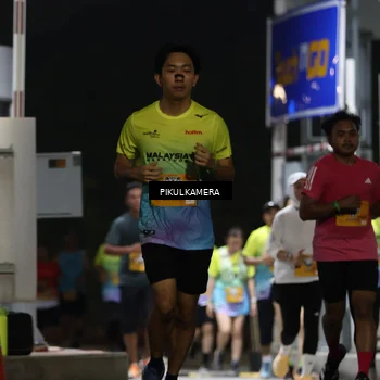 Runner Photo 7087535