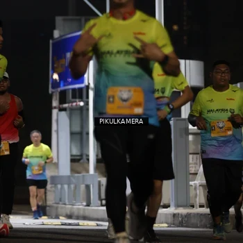 Runner Photo 7087544