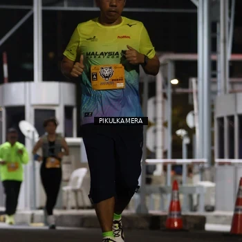 Runner Photo 7087571