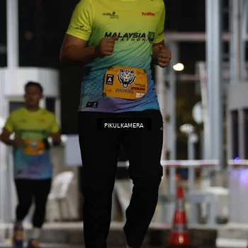Runner Photo 7087581