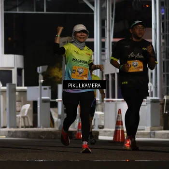 Runner Photo 7087597