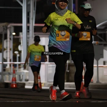 Runner Photo 7087602