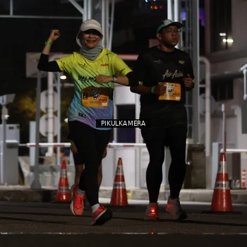 Runner Photo 7087604