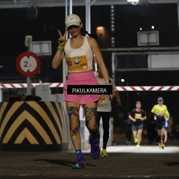 Runner Photo 7087615