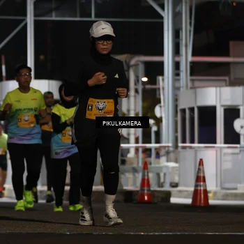 Runner Photo 7087633