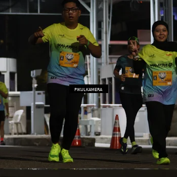 Runner Photo 7087640