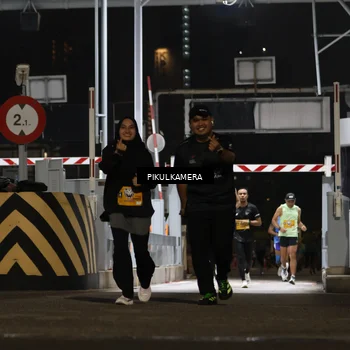 Runner Photo 7087650