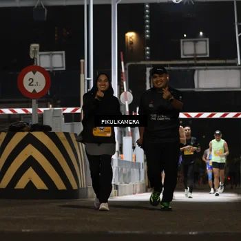 Runner Photo 7087653