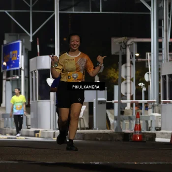 Runner Photo 7087655