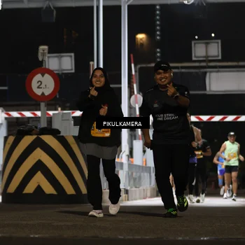 Runner Photo 7087656