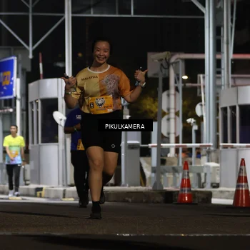 Runner Photo 7087657