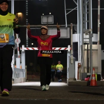 Runner Photo 7087708