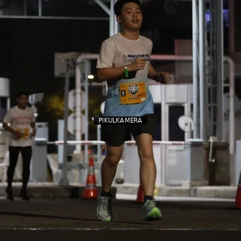 Runner Photo 7087721