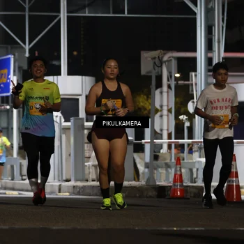 Runner Photo 7087723