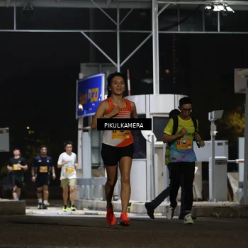 Runner Photo 7087742