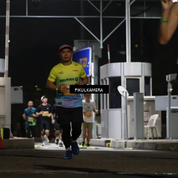Runner Photo 7087752