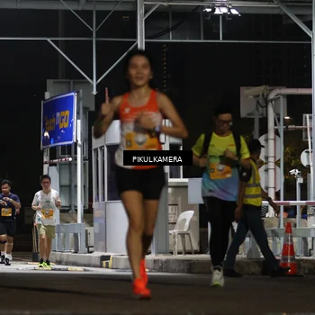 Runner Photo 7087753