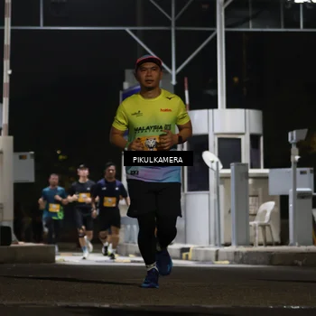 Runner Photo 7087757