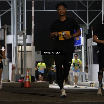 Runner Photo 7087763