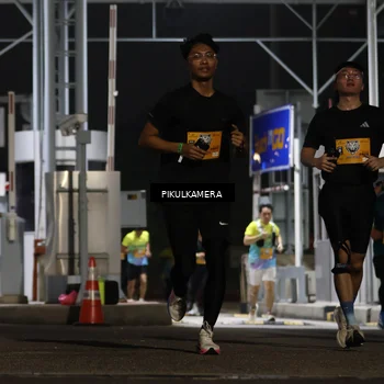 Runner Photo 7087770
