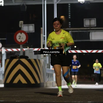 Runner Photo 7087771