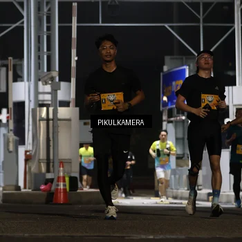 Runner Photo 7087776