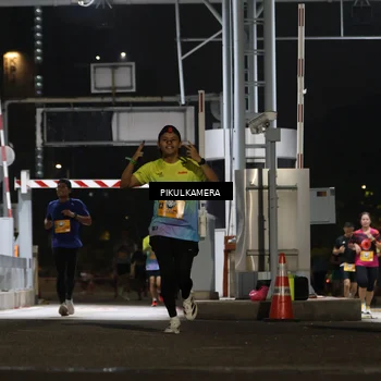 Runner Photo 7087778