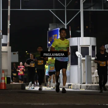 Runner Photo 7087793