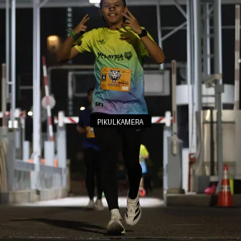 Runner Photo 7087795