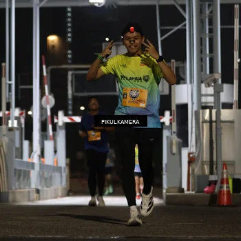Runner Photo 7087801