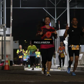Runner Photo 7087813