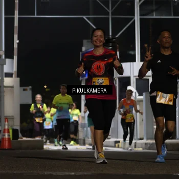 Runner Photo 7087815
