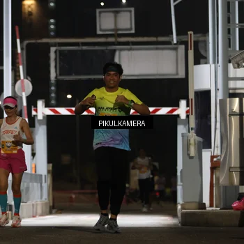 Runner Photo 7087827