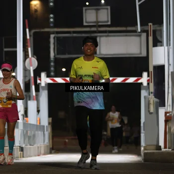 Runner Photo 7087833