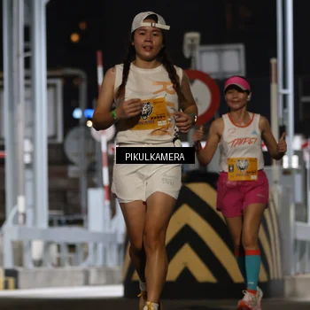 Runner Photo 7087834
