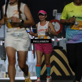 Runner Photo 7087837