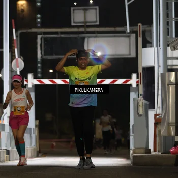 Runner Photo 7087852