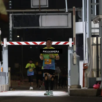 Runner Photo 7087902