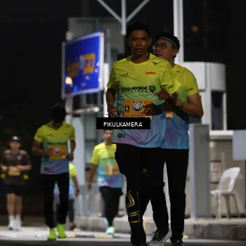 Runner Photo 7087905